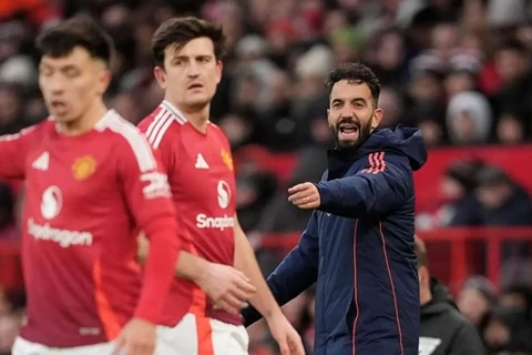 أموريم عن ماجواير: مانشستر يونايتد "يحتاجه كثيرا"